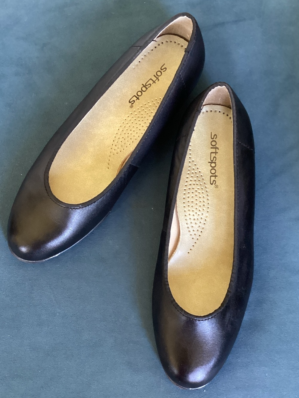 Softspots Black Leather Slip-On Shoes 🔲